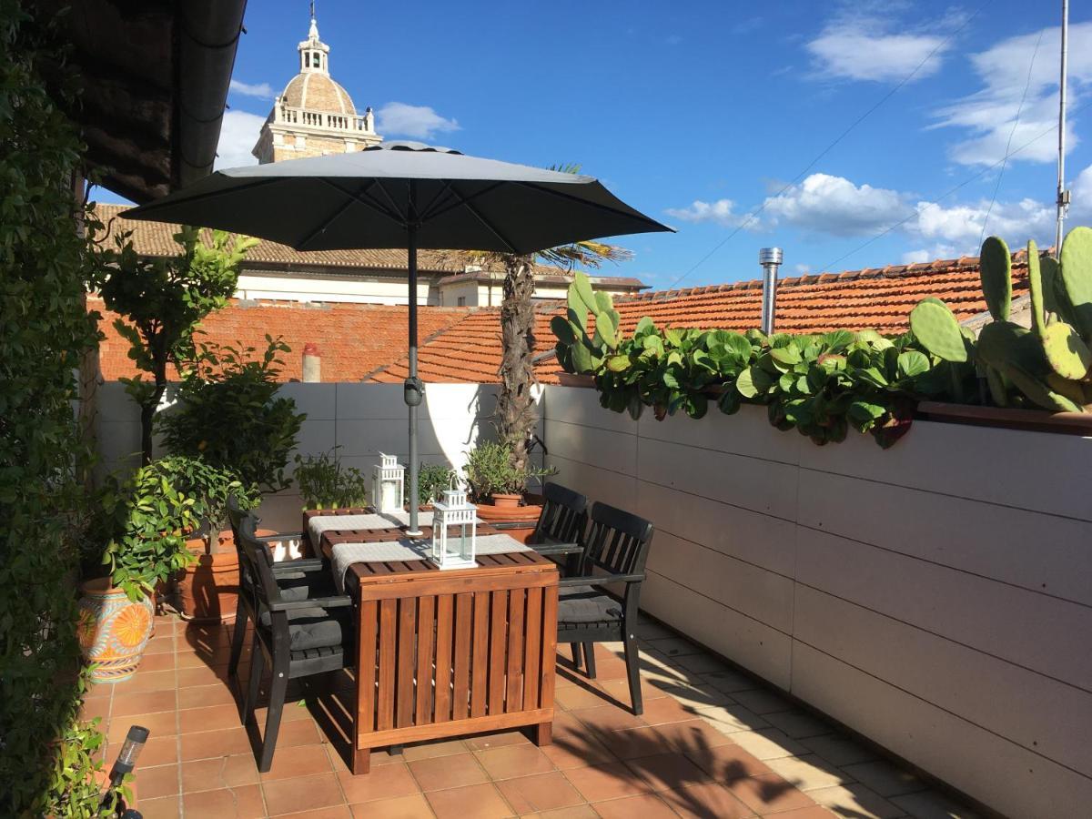La Terrazza Sui Tetti Bed and Breakfast Senigallia Exteriör bild